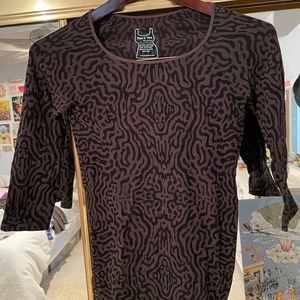 Ultra Flattering Brown and Black Stretchy Top